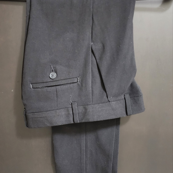 Boys Suit - Picture 2 of 4